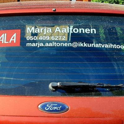 Nyt myös toinen Ikkunatvaihtoon auto liikenteessä.